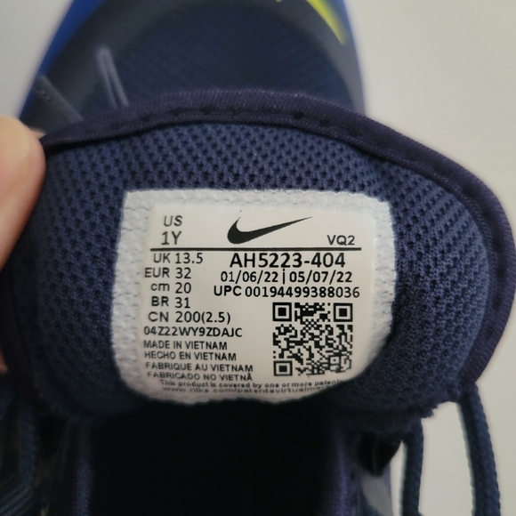 Nike Air Max Axis Midnight Navy Running shoes NWOT box. - Picture 10 of 10